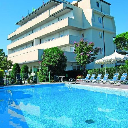 Hotel Old River ลินญาโน ซับเบียโดโร ภายนอก รูปภาพ
